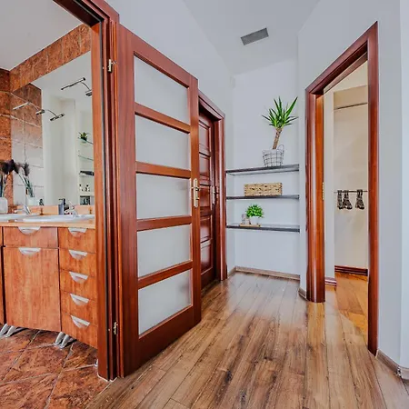 Naruszewicza 4 Superapart *